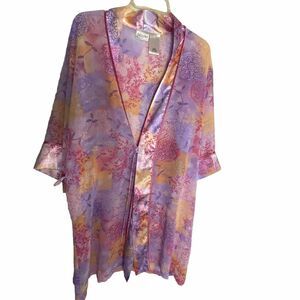 Delicate Chico Women's vantage pink Night wrap Dress Size Large satin robe.